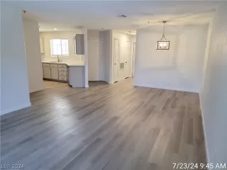 Photo #4: 2602296 Listing 