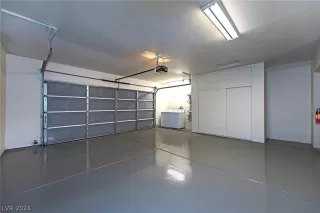 Photo #3: 2602316 Listing