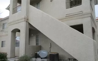 Photo #1: 2602324 Listing 