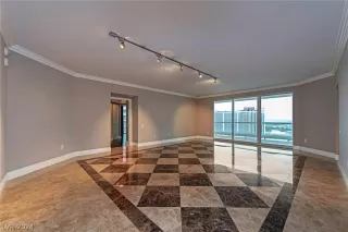 Photo #1: 2602325 Listing 