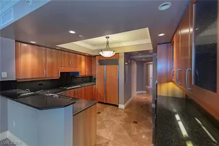 Photo #2: 2602325 Listing 