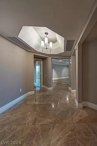 Photo #5: 2602325 Listing 