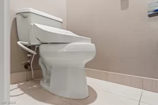 Photo #2: 2602437 Listing 