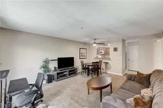 Photo #6: 2602448 Listing