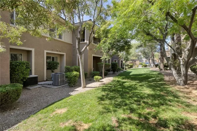 MLS: 2602509 Condo For Sale