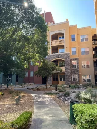 Photo #3: 2602541 Listing 