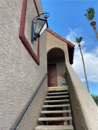 Photo #2: 2602549 Listing 