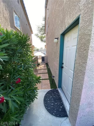 Photo #4: 2602554 Listing 