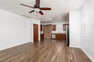 Photo #2: 2602579 Listing 