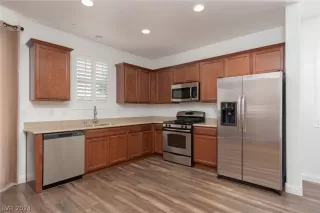 Photo #3: 2602579 Listing 