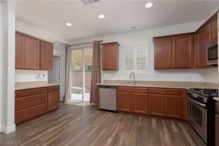 Photo #4: 2602579 Listing 