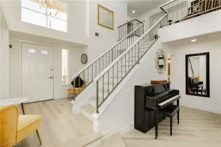 Photo #6: 2602583 Listing