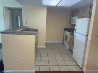 Photo #1: 2602597 Listing 