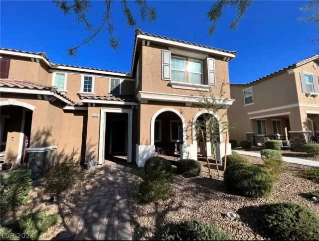 MLS: 2602603 Condo For Sale