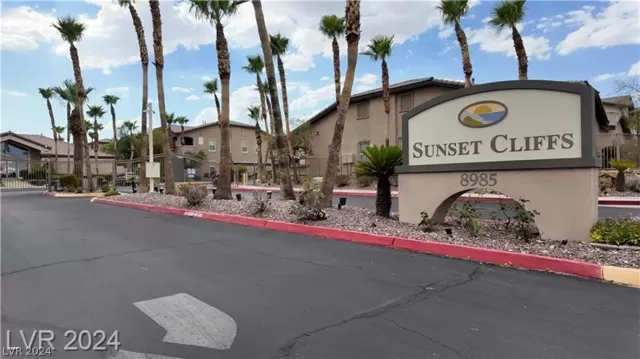 MLS: 2602605 Condo For Sale