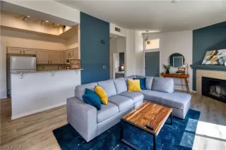 Photo #3: 2602605 Listing