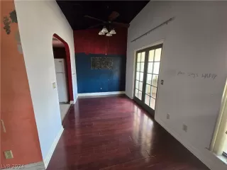 Photo #2: 2602649 Listing 