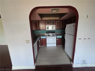 Photo #3: 2602649 Listing 