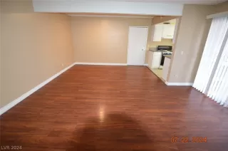 Photo #3: 2602691 Listing 