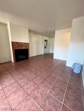 Photo #2: 2602722 Listing 