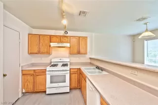 Photo #4: 2602727 Listing 