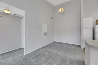 Photo #5: 2602731 Listing