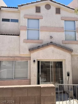 Photo #2: 2602764 Listing 