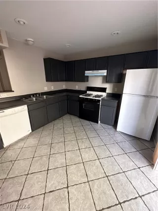 Photo #5: 2602764 Listing 