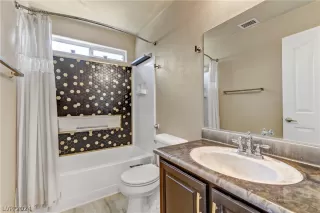 Photo #6: 2602815 Listing