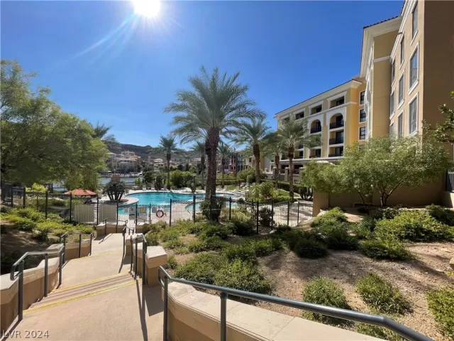 MLS: 2602822 Condo For Sale