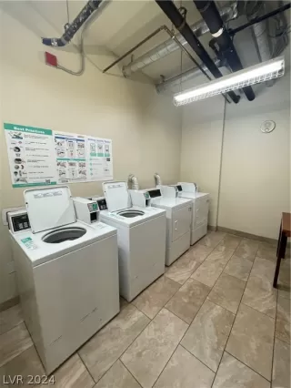 Photo #3: 2602822 Listing 