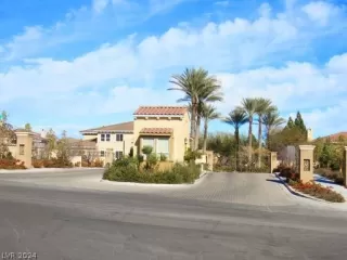 Photo #3: 2602839 Listing 