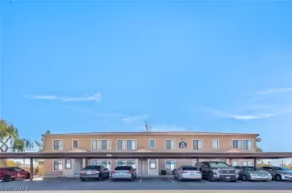 Photo #1: 2602886 Listing 