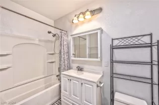 Photo #5: 2602886 Listing 