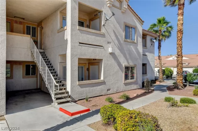 MLS: 2602897 Condo For Sale