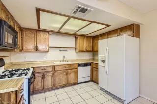 Photo #4: 2602929 Listing 