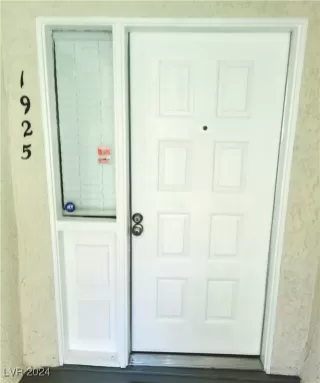 Photo #3: 2602953 Listing