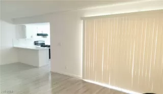 Photo #4: 2602953 Listing