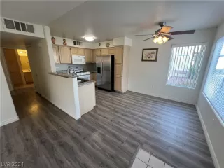 Photo #5: 2602966 Listing 