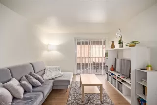 Photo #5: 2602970 Listing