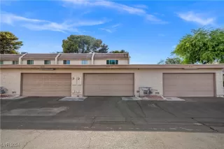 Photo #2: 2602975 Listing