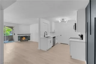 Photo #3: 2602983 Listing 