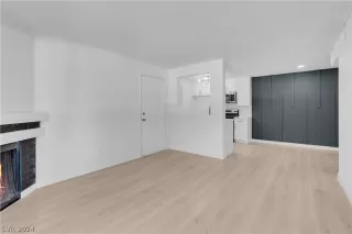 Photo #6: 2602983 Listing 