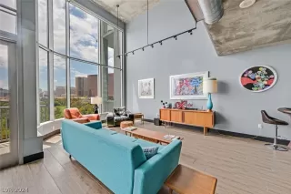 Photo #4: 2603012 Listing 