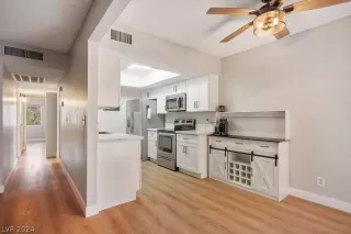 Photo #5: 2603081 Listing