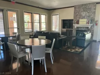 Photo #4: 2603129 Listing 