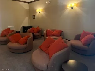 Photo #6: 2603129 Listing 