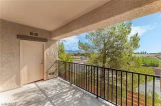 Photo #5: 2603136 Listing 