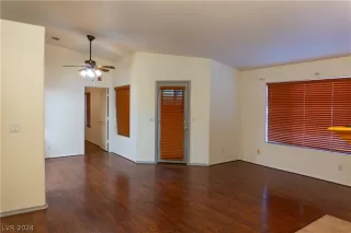 Photo #2: 2603184 Listing