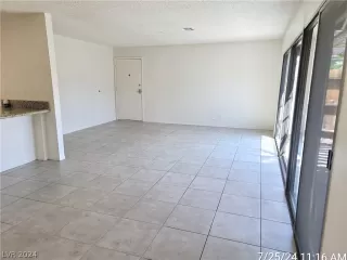 Photo #4: 2603213 Listing 